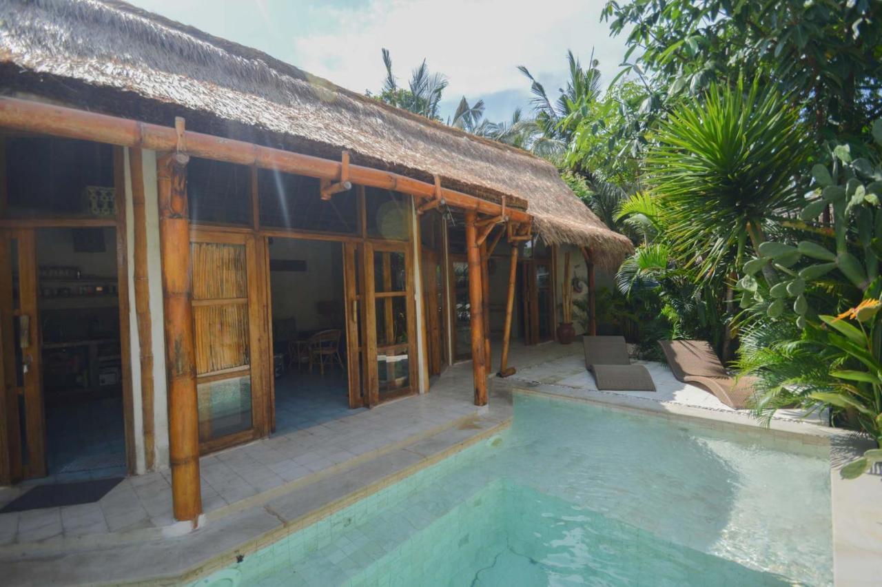 Gilipad Villa Gili Air Exterior photo